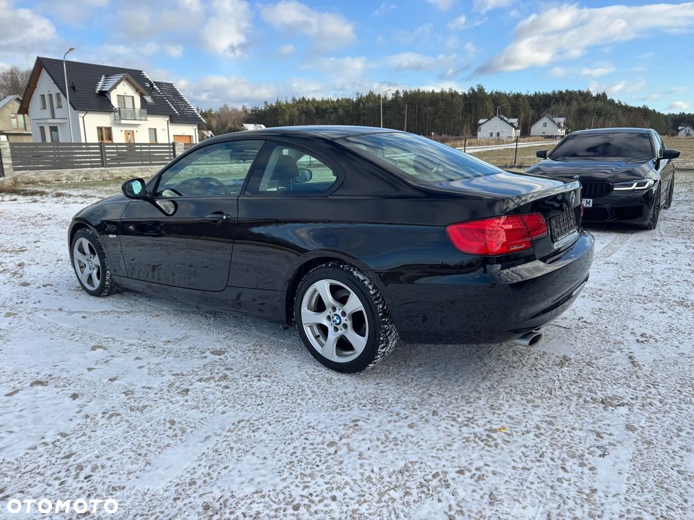 BMW Seria 3 320i M Sport Edition - 2
