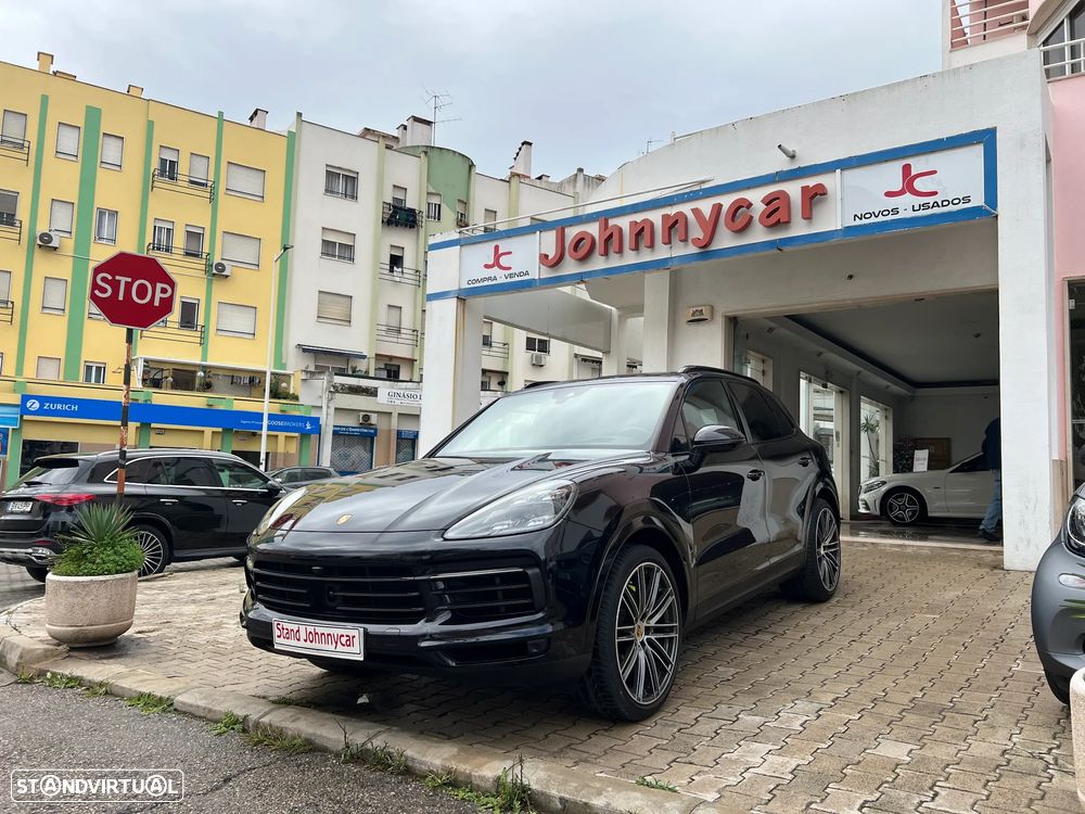 Porsche Cayenne E-Hybrid - 1