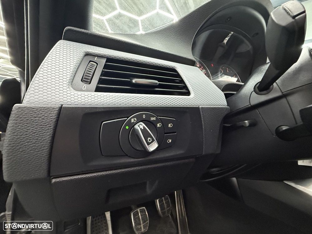 BMW 318 d Touring Pack M - 20