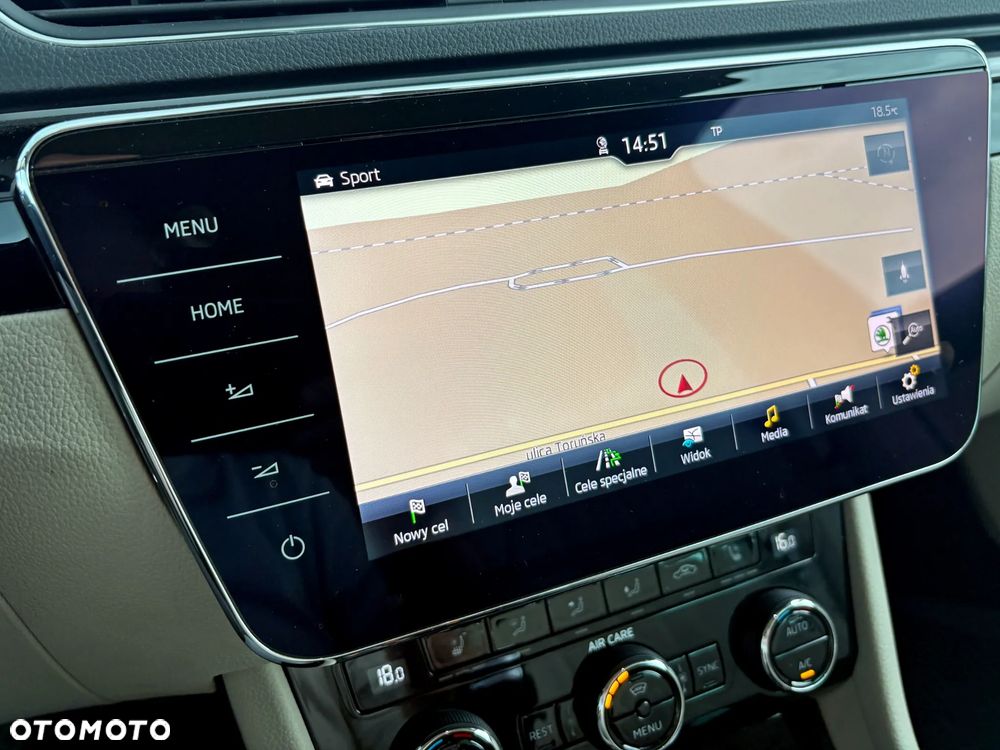 Skoda Superb 2.0 TDI L&K DSG - 17