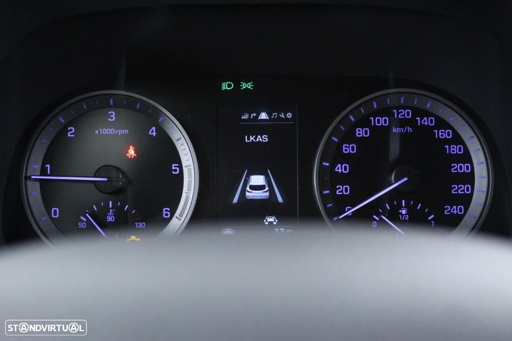 Hyundai Tucson 1.7 CRDi Premium - 26