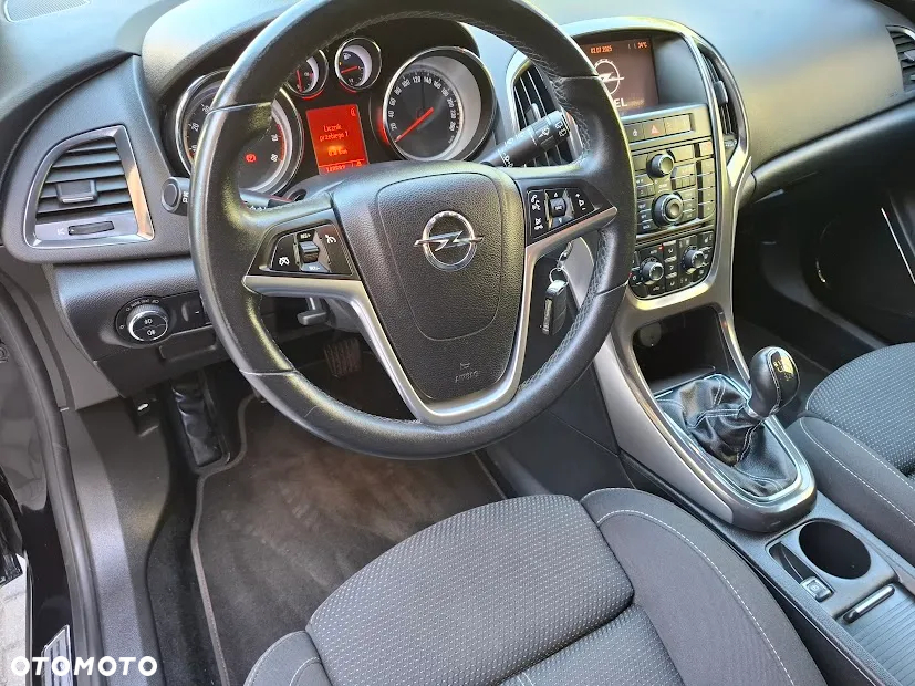 Opel Astra 1.4 Turbo Cosmo - 15