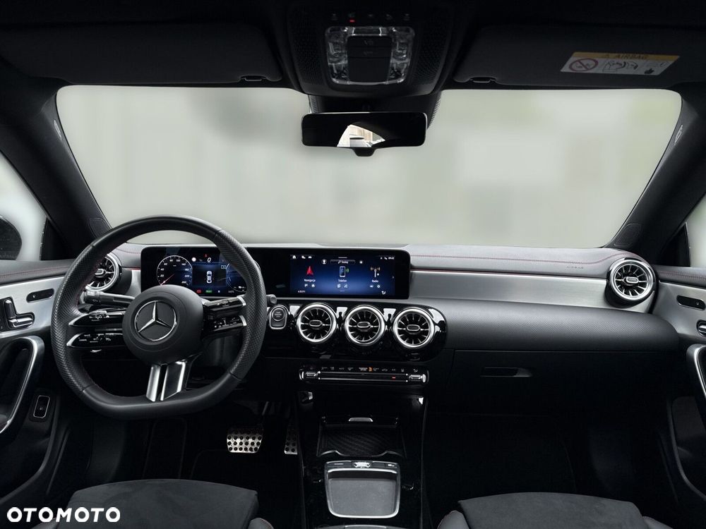Mercedes-Benz CLA - 14