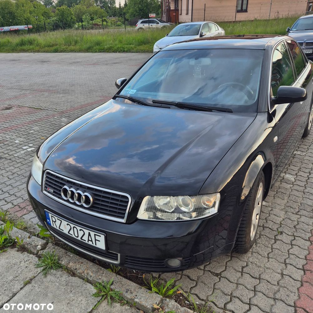 Audi A4 Limousine ver-avant-2-0 - 4