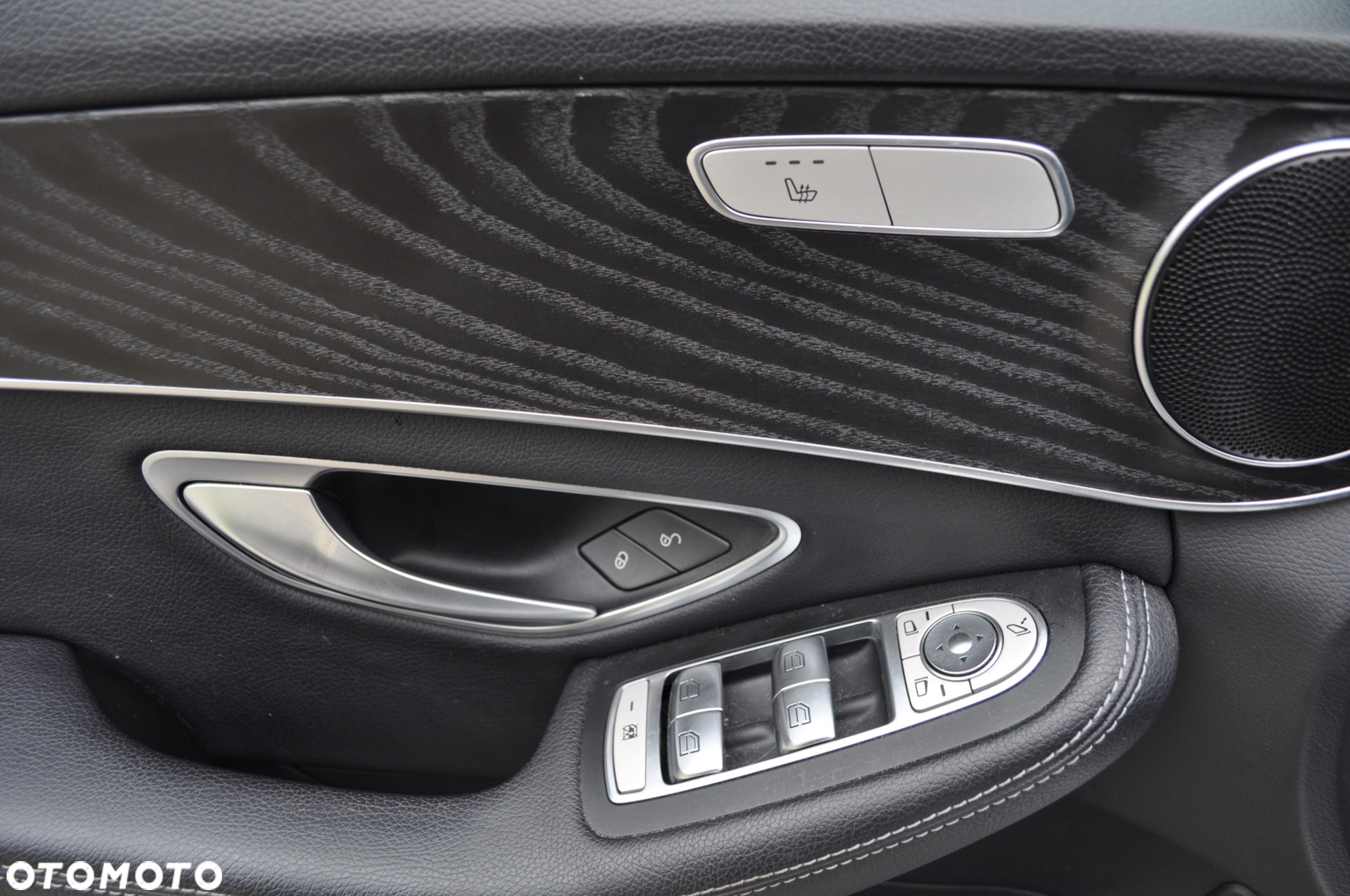 Mercedes-Benz Klasa C 200 9G-TRONIC Exclusive - 25