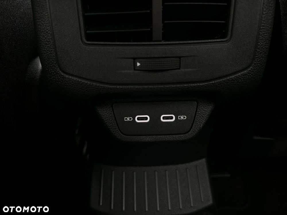 Volkswagen T-Roc 1.5 TSI Life Plus DSG - 20