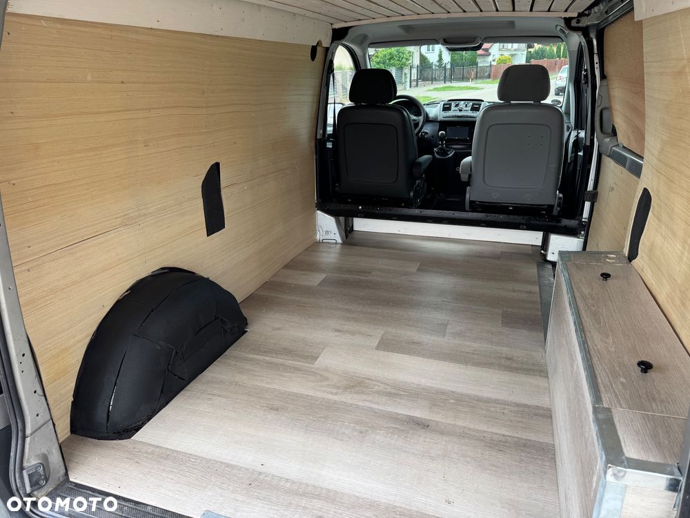 Mercedes-Benz Vito - 20