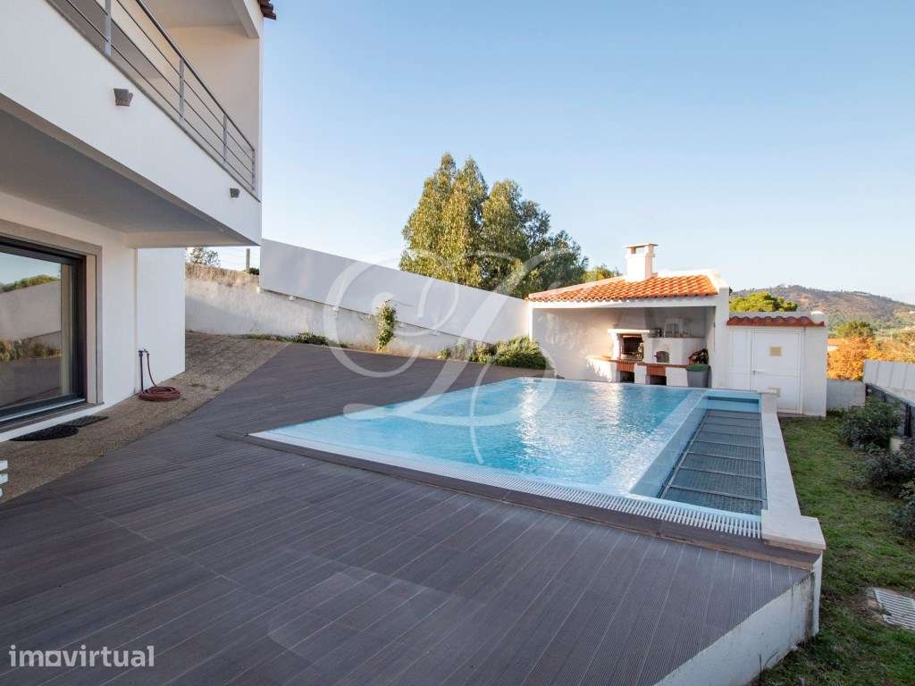 Moradia T6 c/ piscina | Setúbal - Grande imagem: 3/45