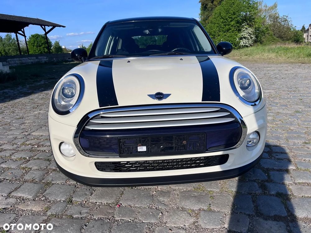 MINI Cooper Standard - 5