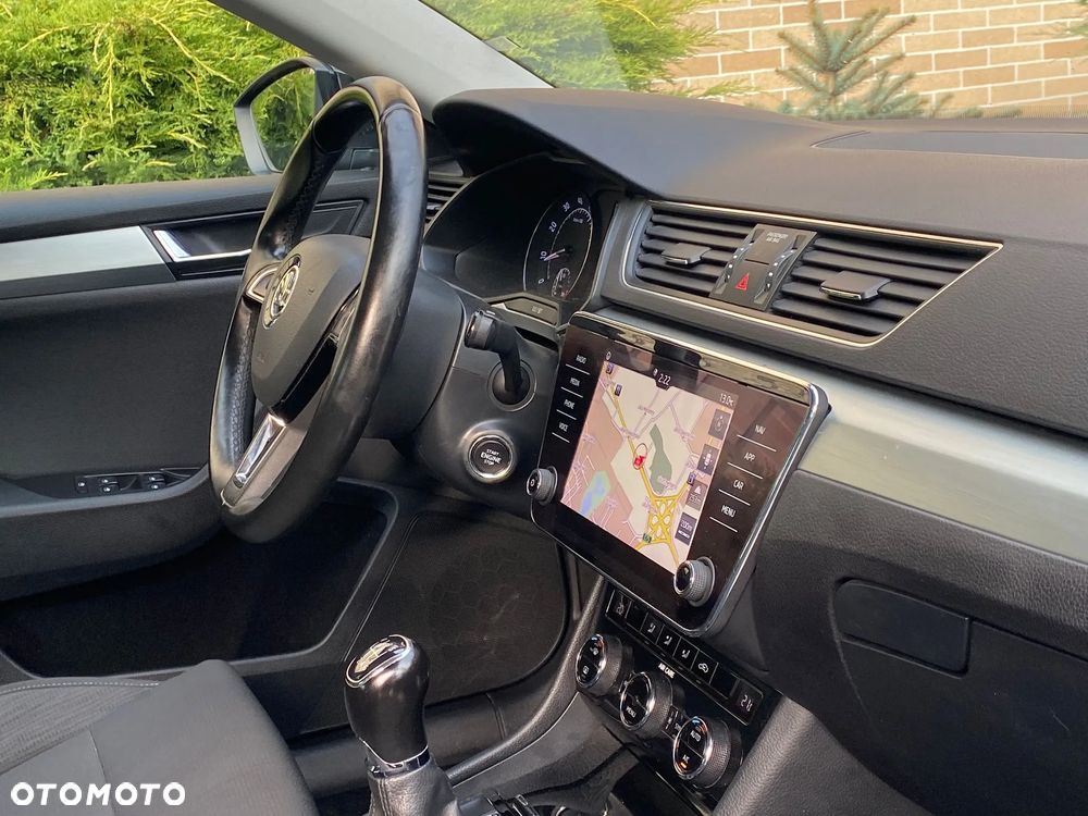 Skoda Superb 1.8 TSI Ambition - 13