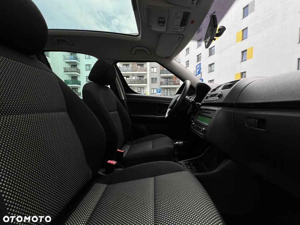 Skoda Roomster 1.4 16V Scout - 10