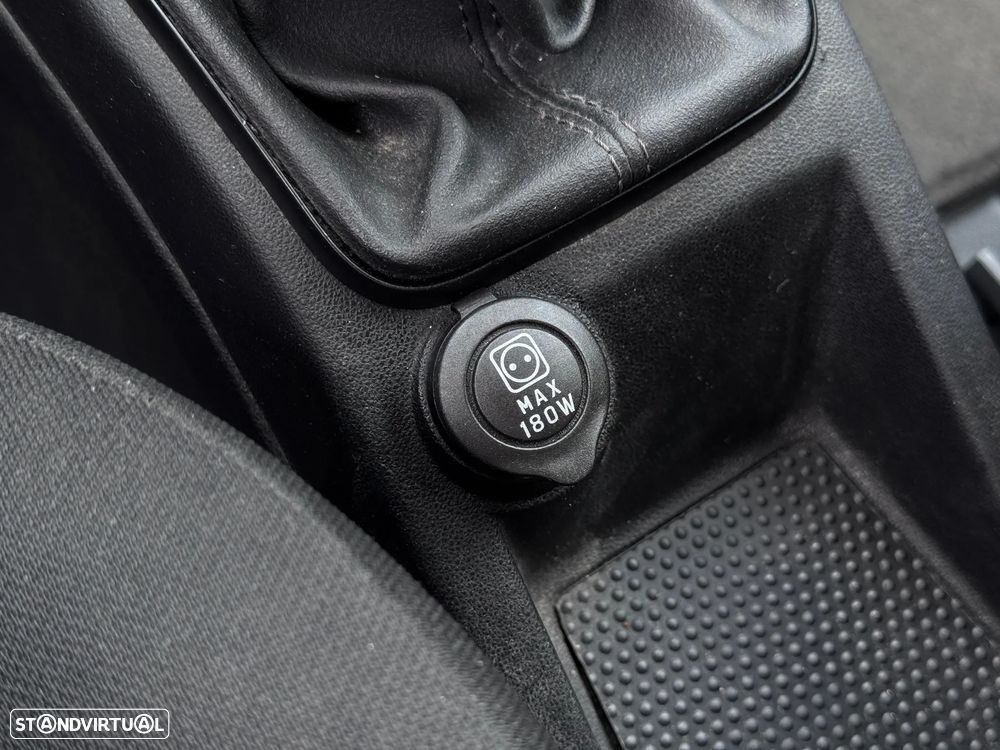Fiat Punto Comercial c|Ar Condicionado - 17