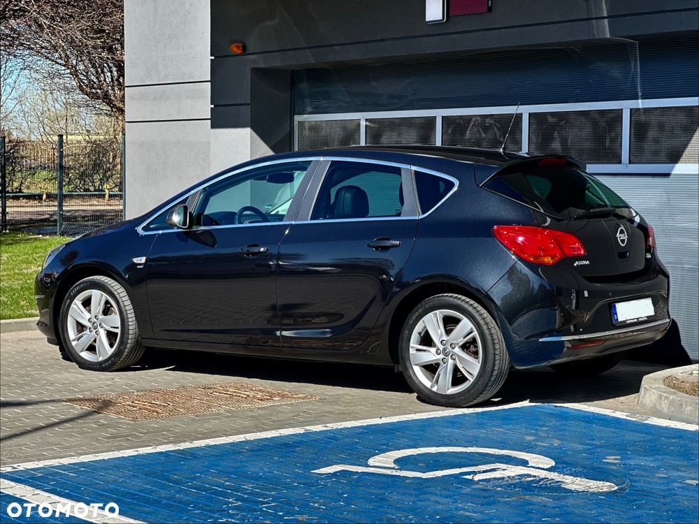 Opel Astra 1.4 Turbo ENERGY - 30