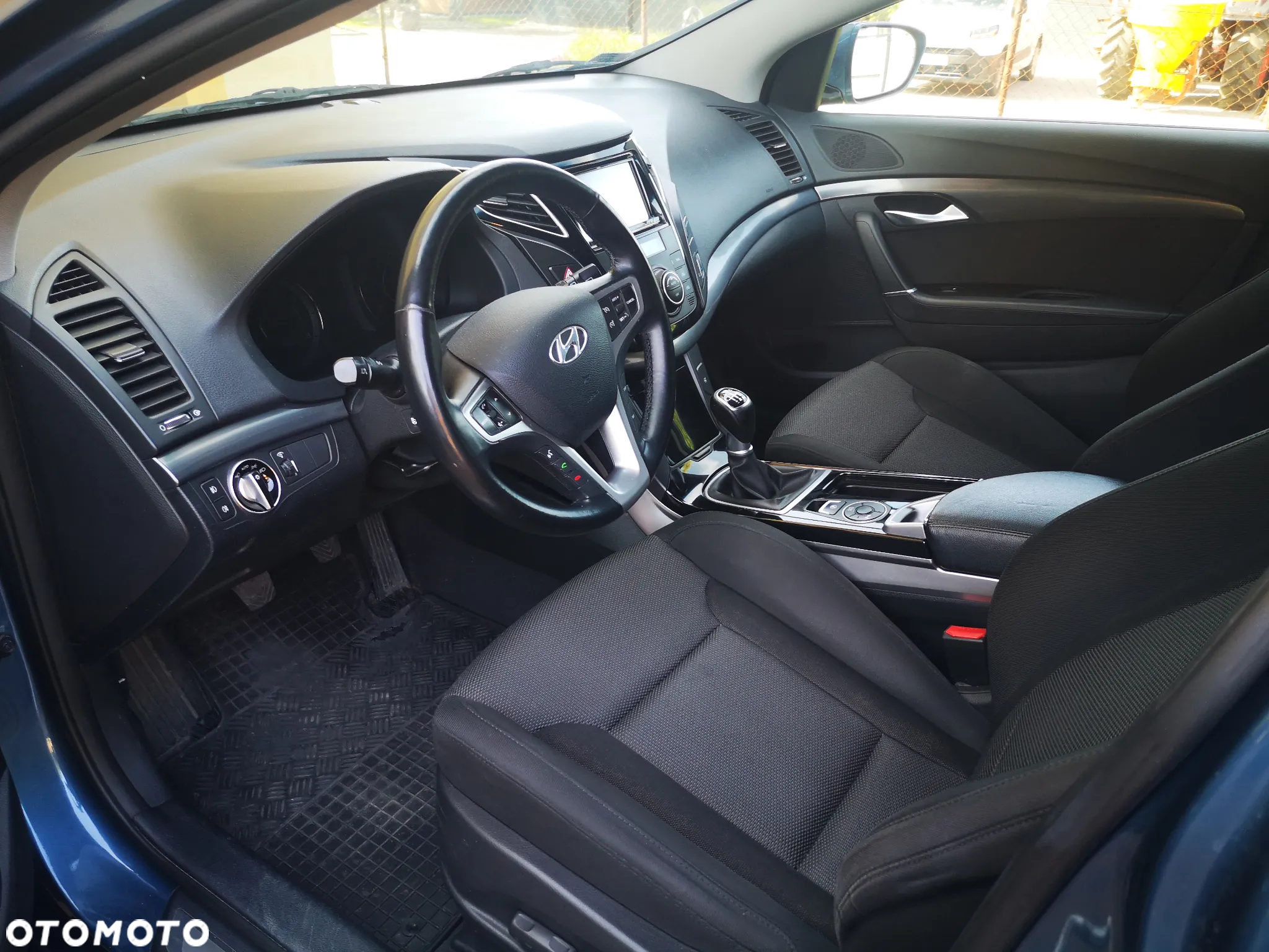 Hyundai i40 2.0 GDI Comfort + - 16