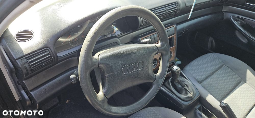 AUDI A4 B5 1.6 ADP 94- 99 - KLAPA BAGAŻNIKA TYL TYLNA LZ5T - 20
