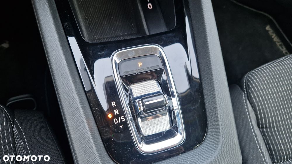 Skoda Octavia 2.0 TDI SCR Ambition DSG - 15