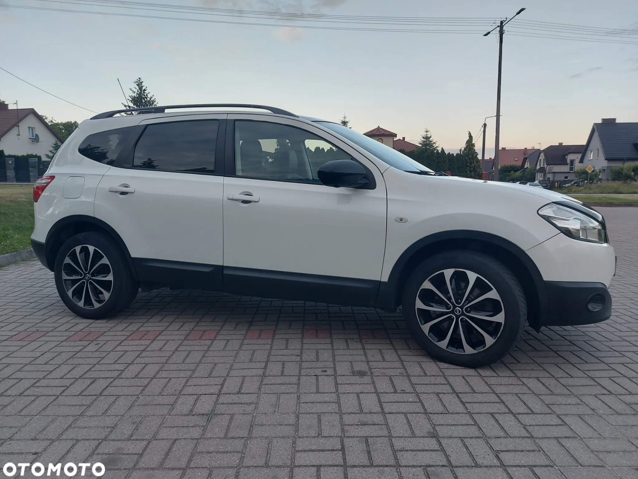 Nissan Qashqai+2 - 13