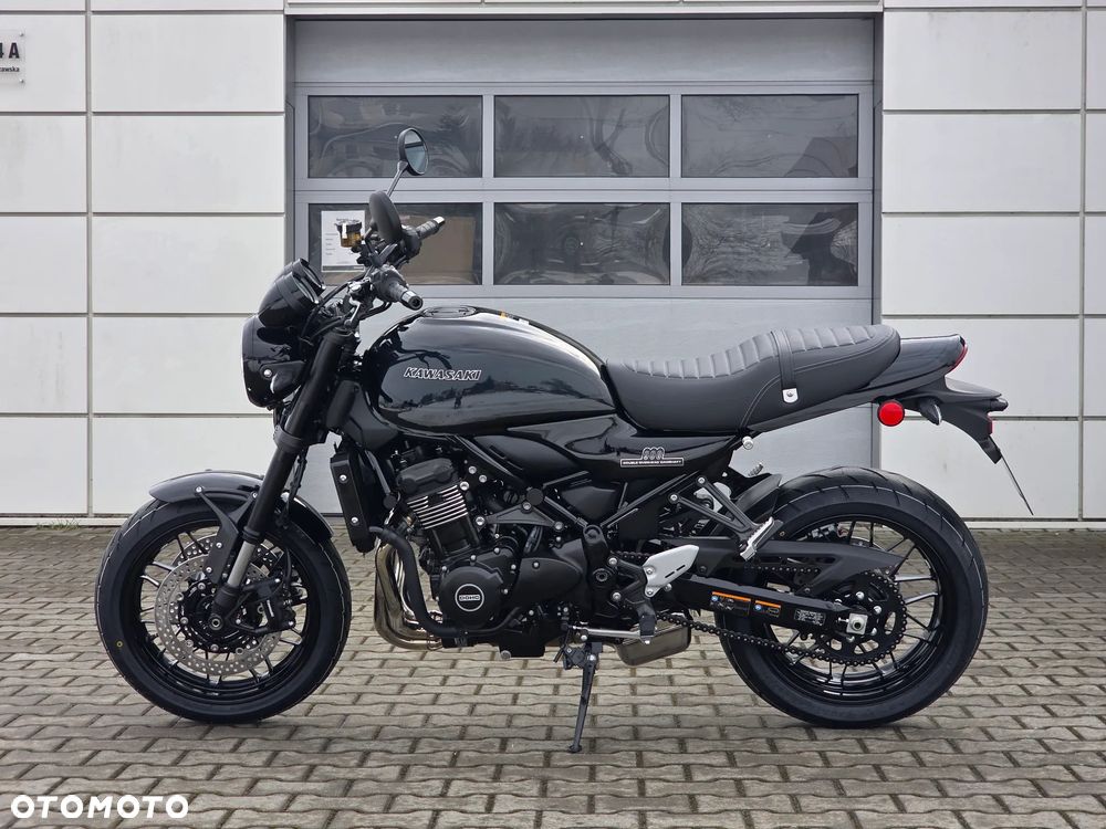 Kawasaki Z 900 RS - 5