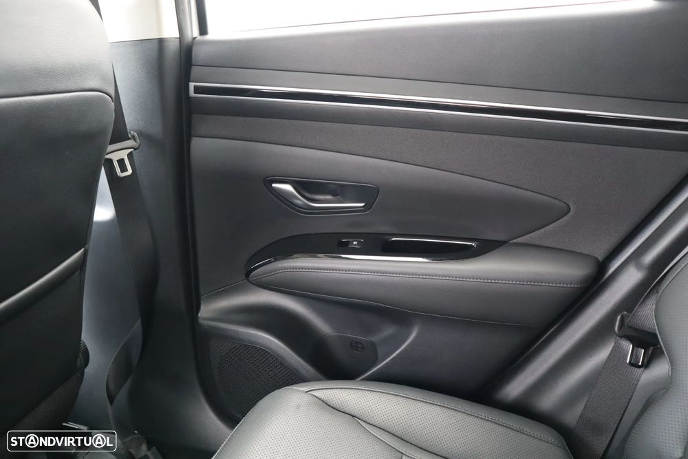 Hyundai Tucson 1.6 CRDi Vanguard - 23