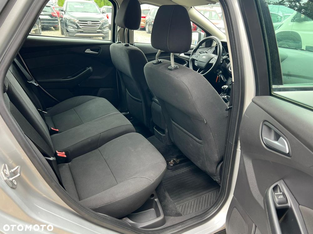 Ford Focus 1.5 TDCi Trend Sport - 14