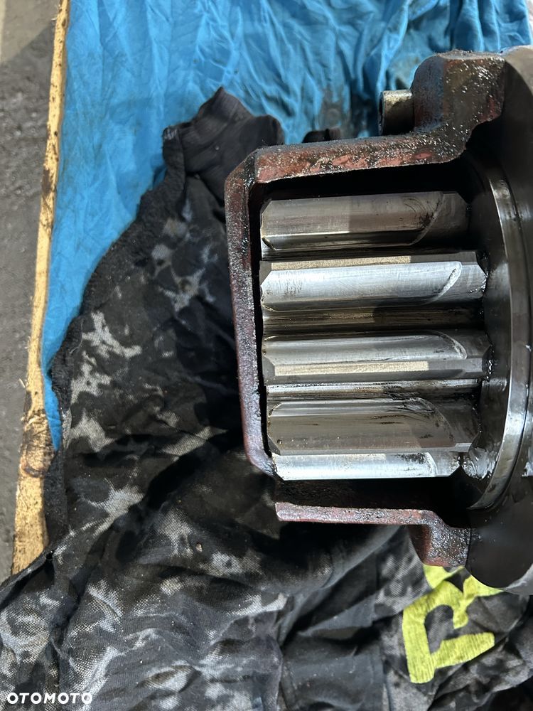 Liebherr Reduktor obrotu do koparki Liebherr A902 - 2