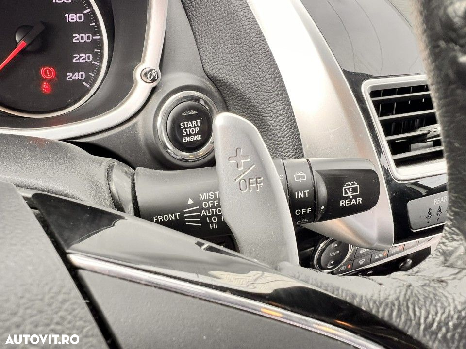 Mitsubishi Eclipse-Cross - 16