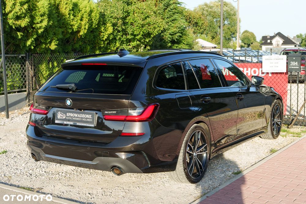 BMW Seria 3 320i Edition M Sport Shadow - 35