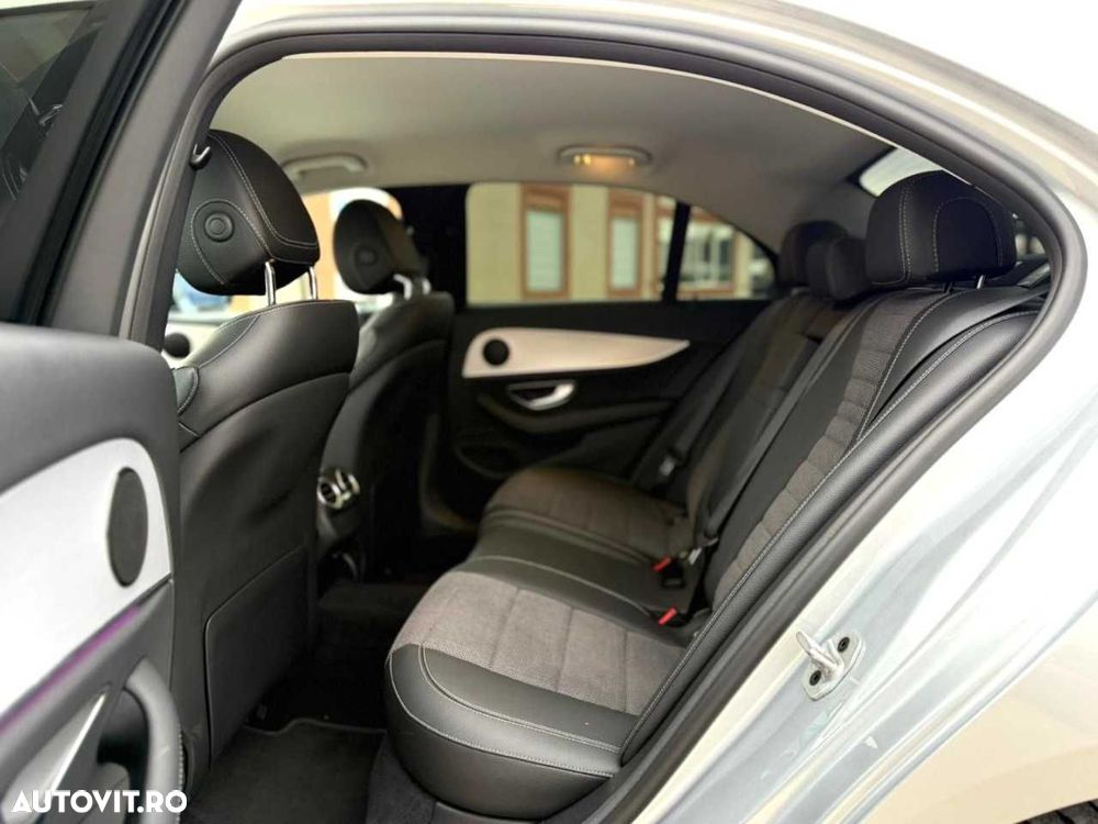 Mercedes-Benz E - 19