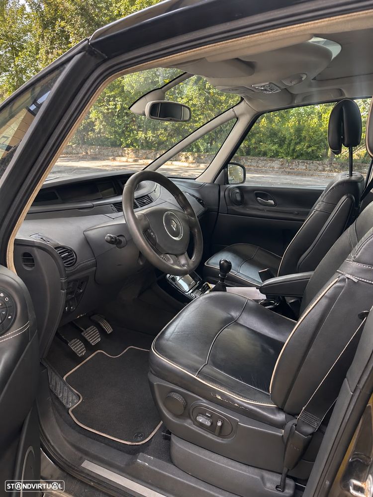 Renault Espace 2011 photo 4