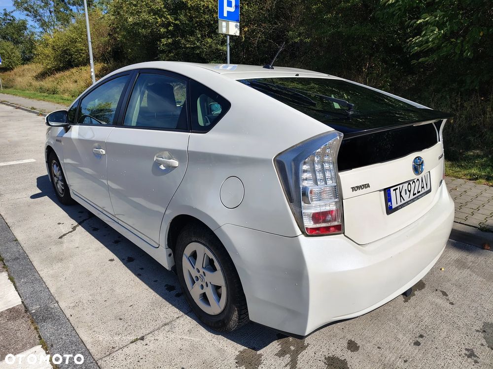 Toyota Prius - 33