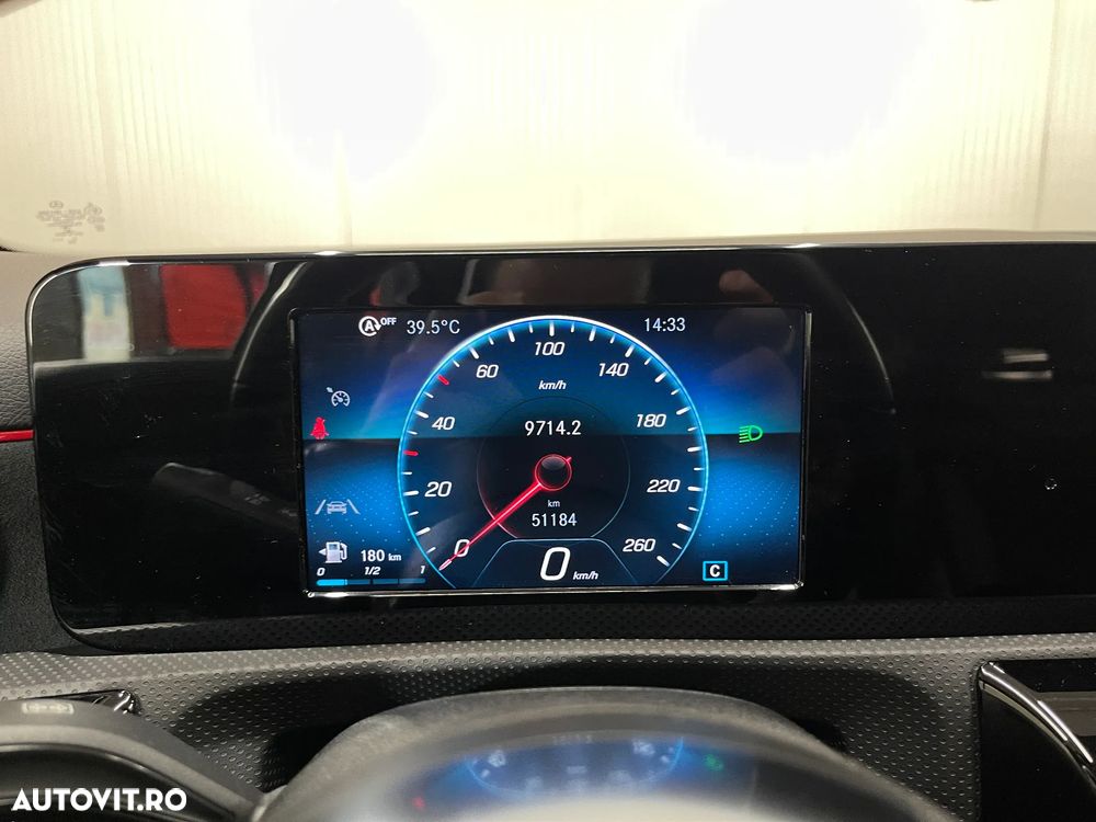 Mercedes-Benz A 200 d AMG Line - 26