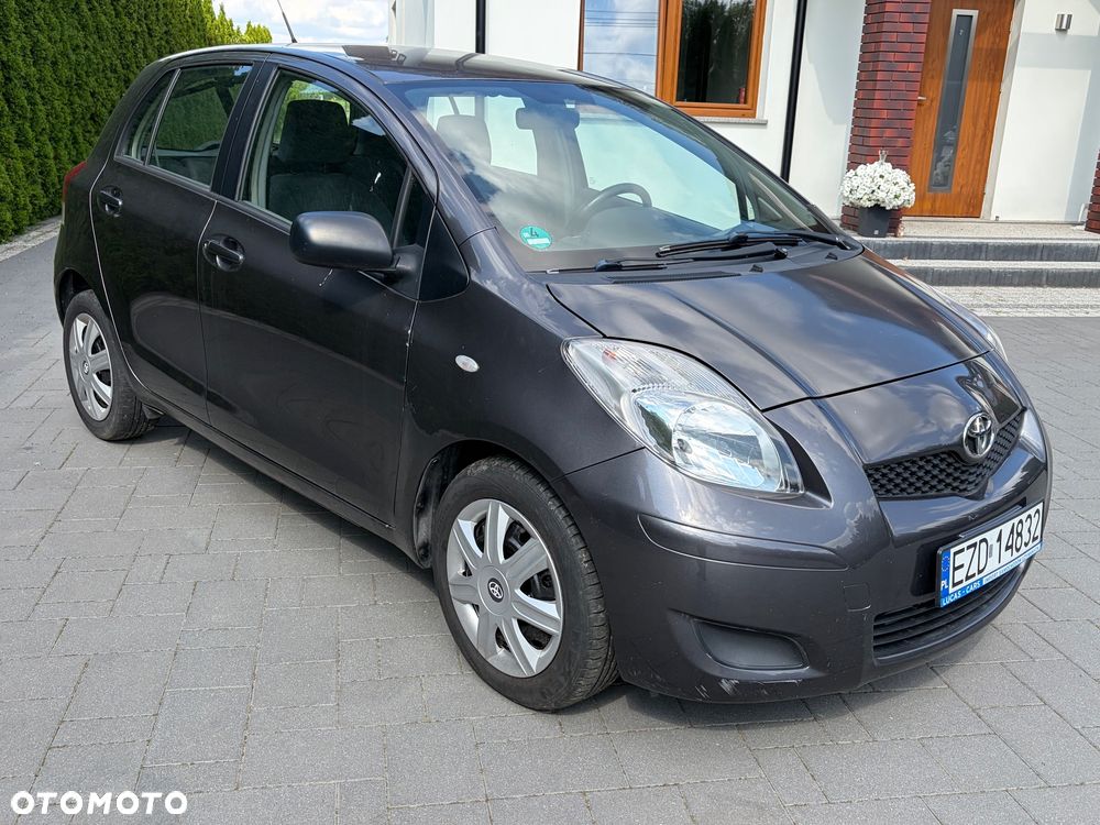 Toyota Yaris 1.33 VVT-i Cool - 4
