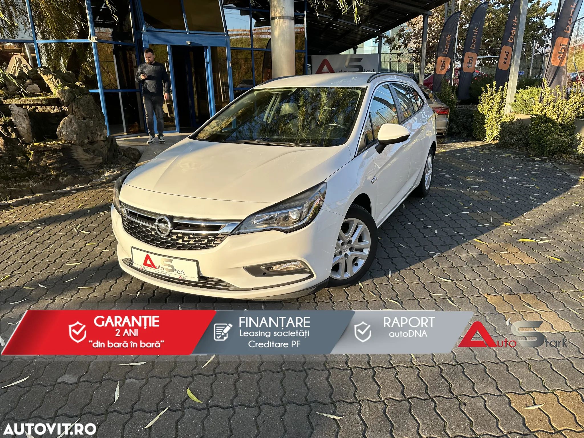 Opel Astra 1.6 D (CDTI) Start/Stop Sports Tourer Business - 1