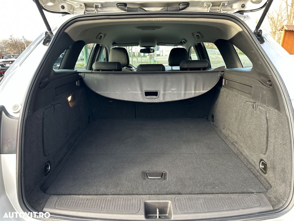 Opel Astra 1.6 D Start/Stop 120 Jahre - 13