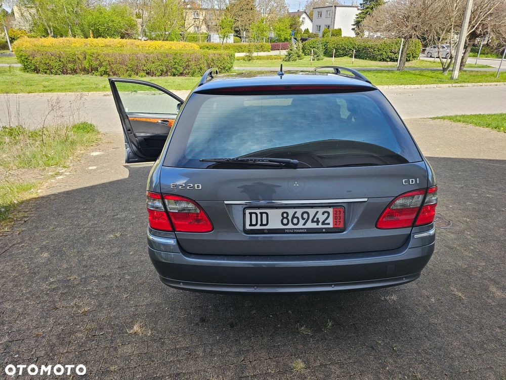 Mercedes-Benz Klasa E 220 CDI Automatik Avantgarde - 13