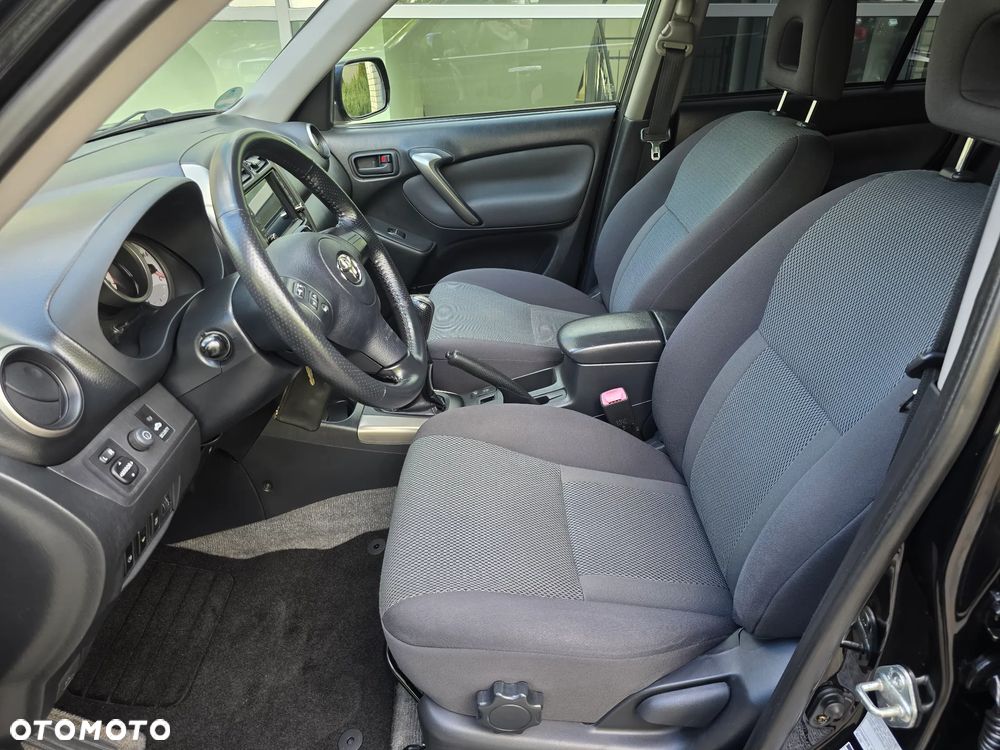 Toyota RAV4 4x4 Executive - 18