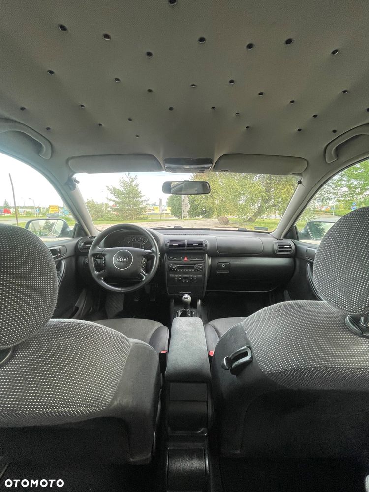Audi A3 1.9 TDI Ambiente - 17
