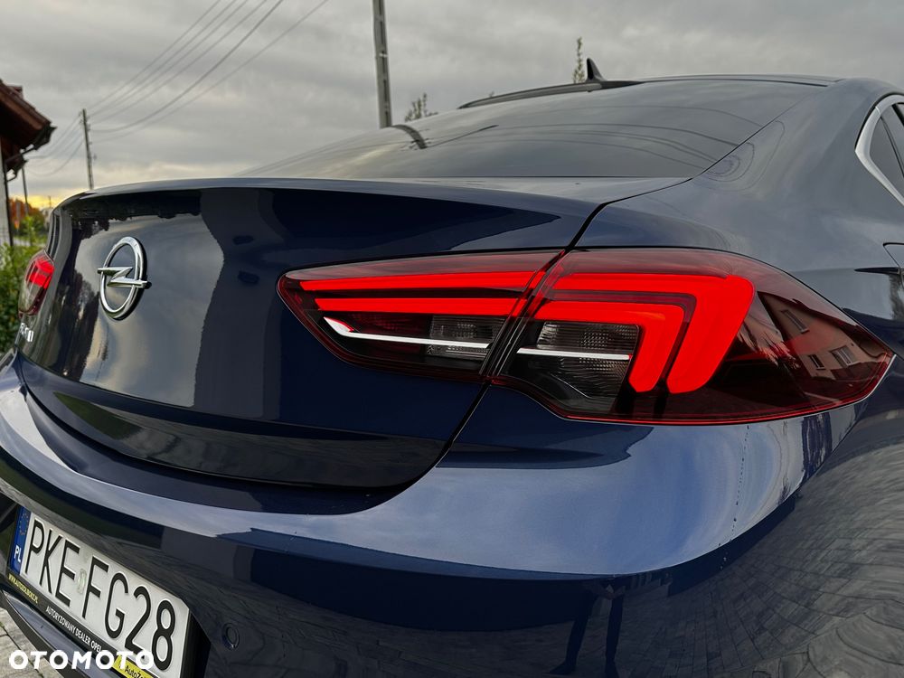 Opel Insignia - 21