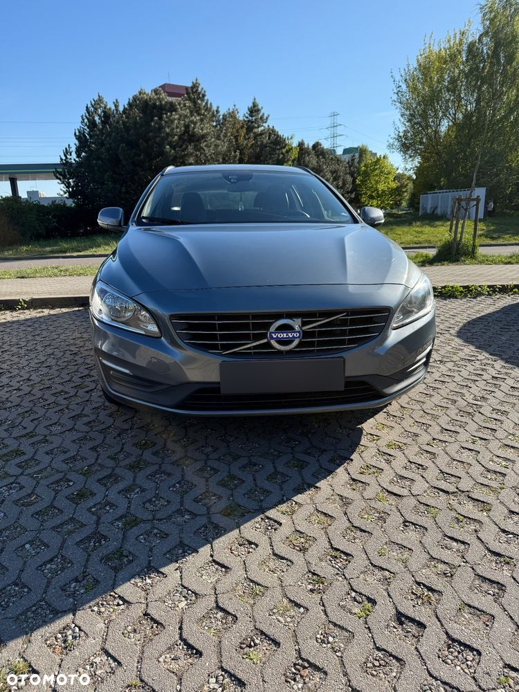 Volvo V60 D3 Drive-E Momentum - 3
