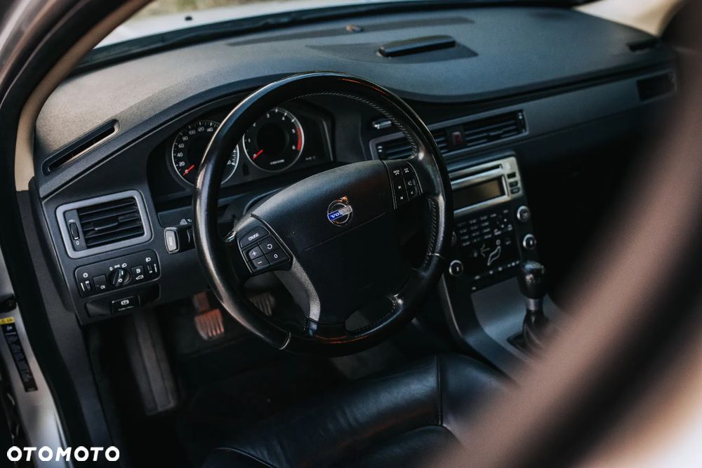 Volvo V70 2.0D Summum - 9