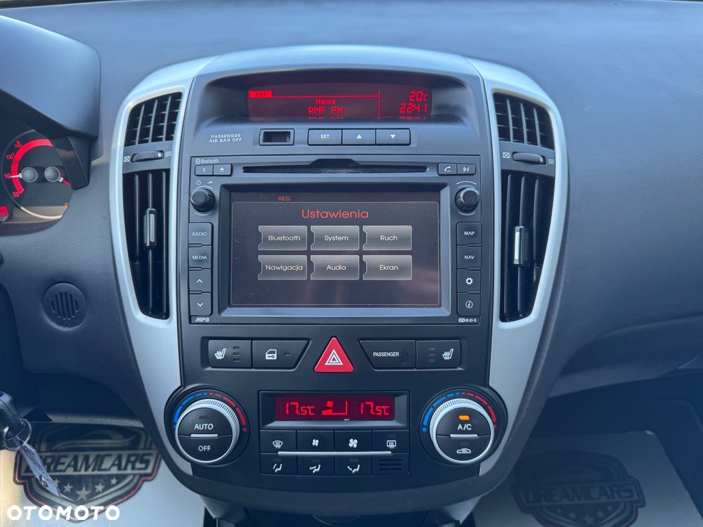 Kia Ceed - 23