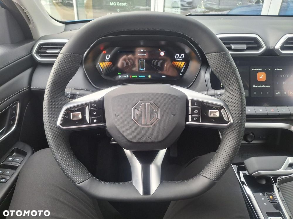 MG ZS 1.5 HEV+ Exclusive - 10