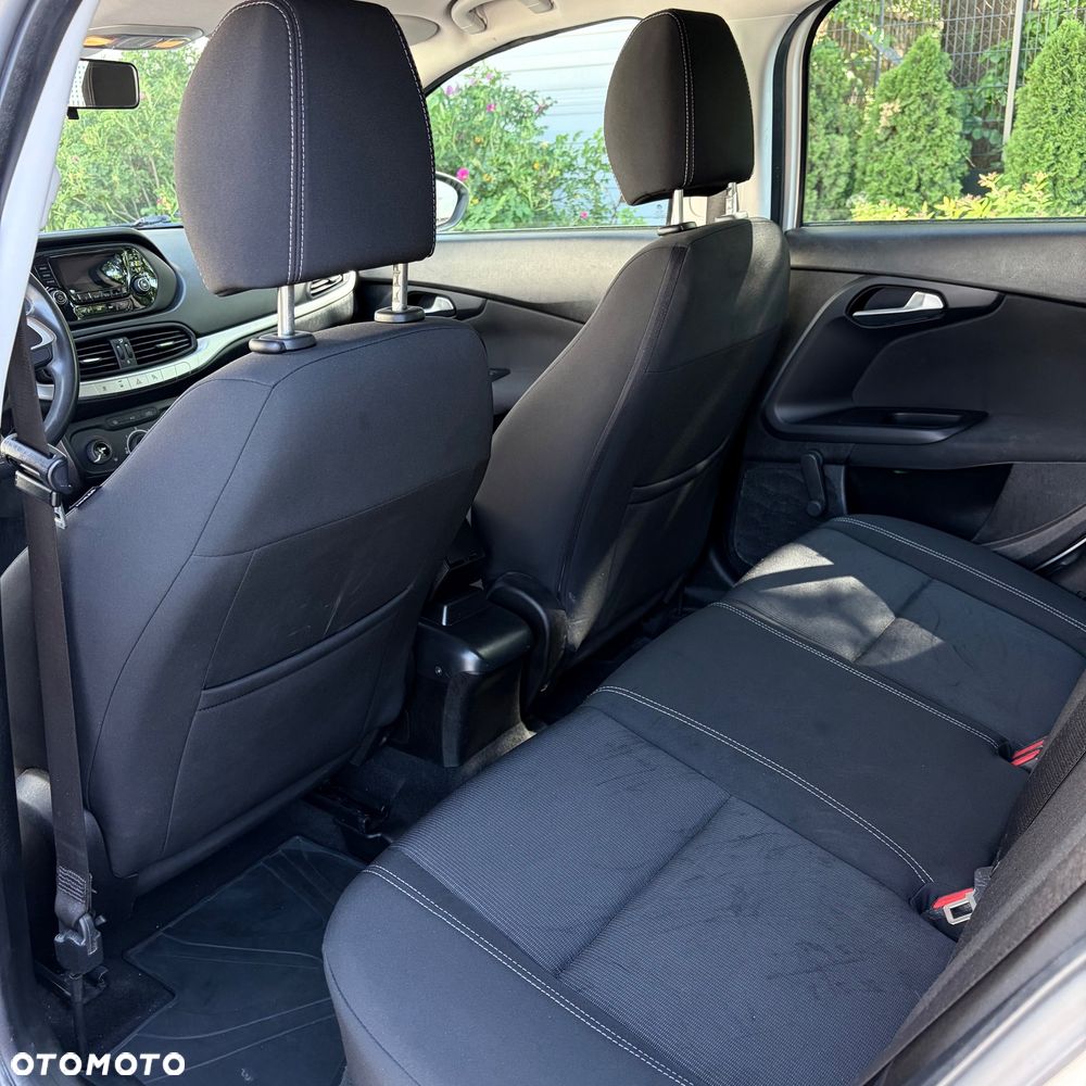 Fiat Tipo 1.4 16v Easy - 12