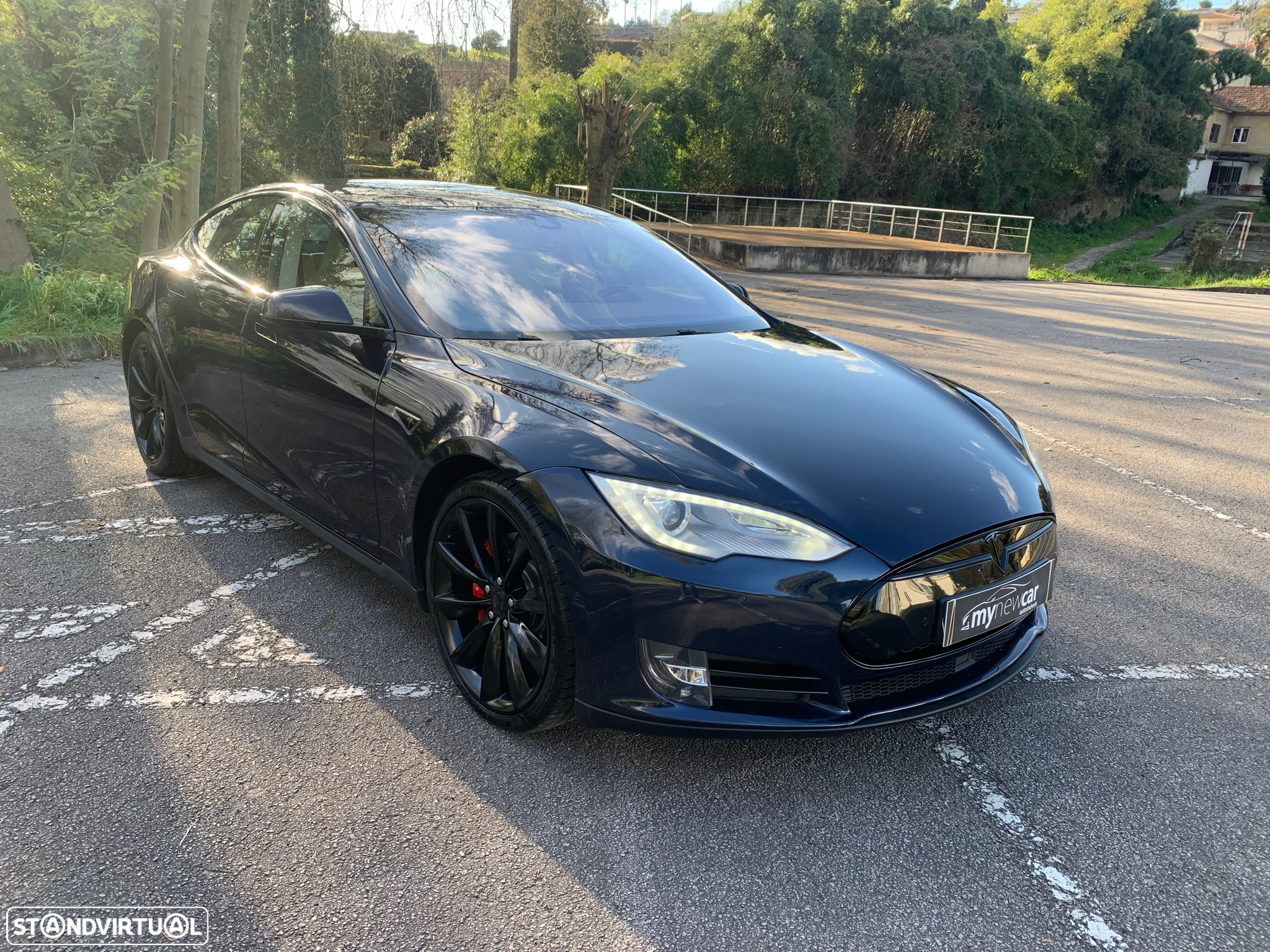 Tesla Model S P85D - 4