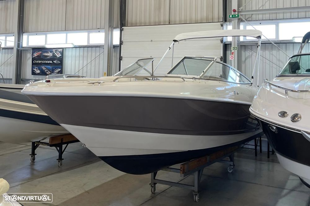 Bayliner CAPRI 2350 - 2