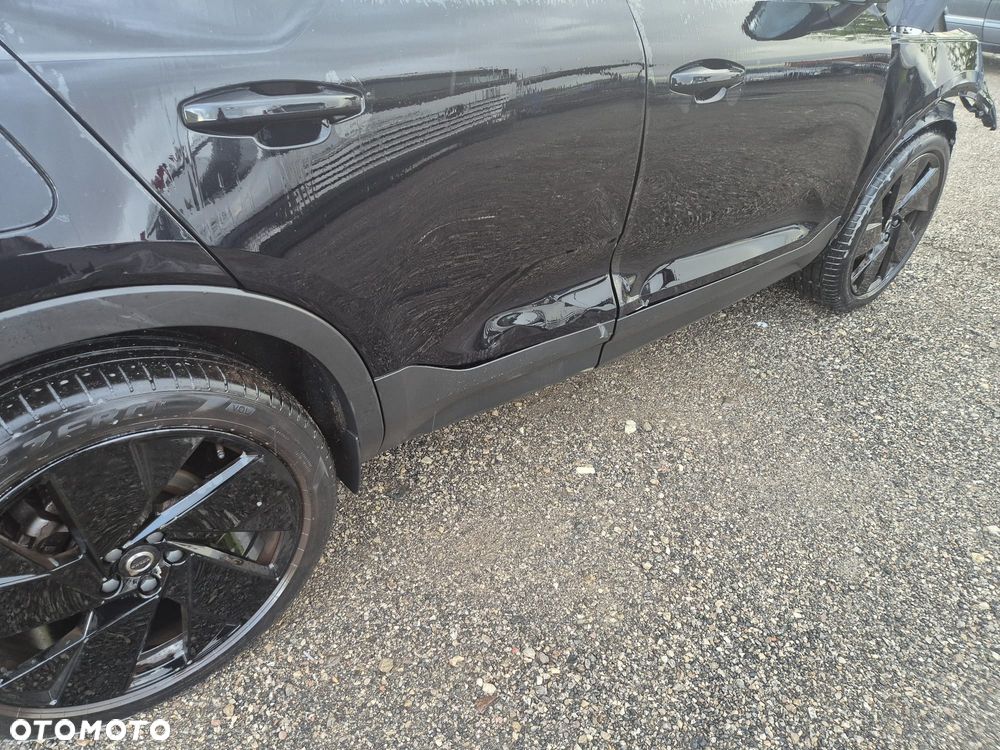 Volvo XC 40 - 31