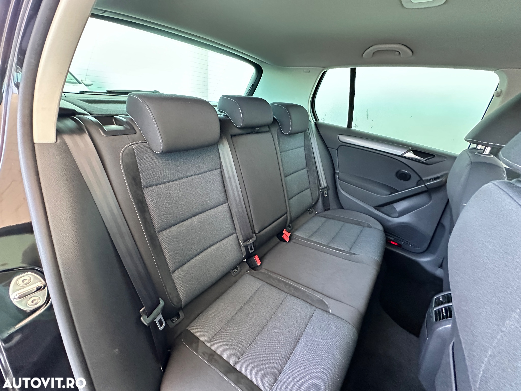 Volkswagen Golf 1.2 TSI BlueMotion Technology Style - 29