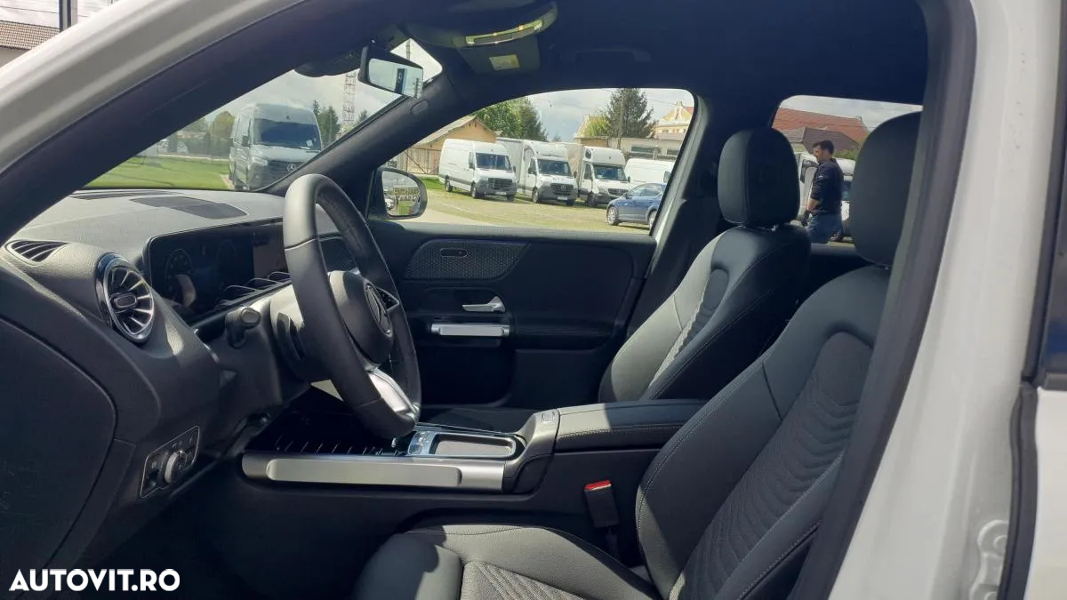 Mercedes-Benz GLB 200 Aut. - 13