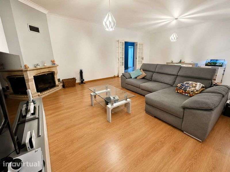 Apartamento T3 Com ótimo terraço de 50m2 - Grande imagem: 2/12