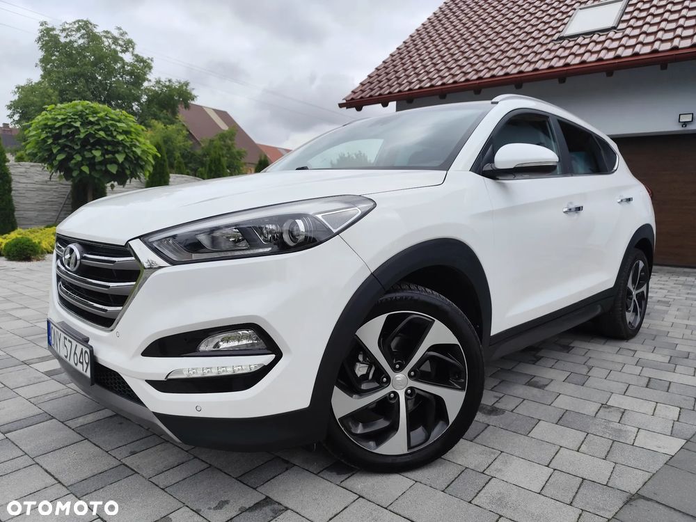 Hyundai Tucson 1.7 CRDI BlueDrive Style 2WD - 2